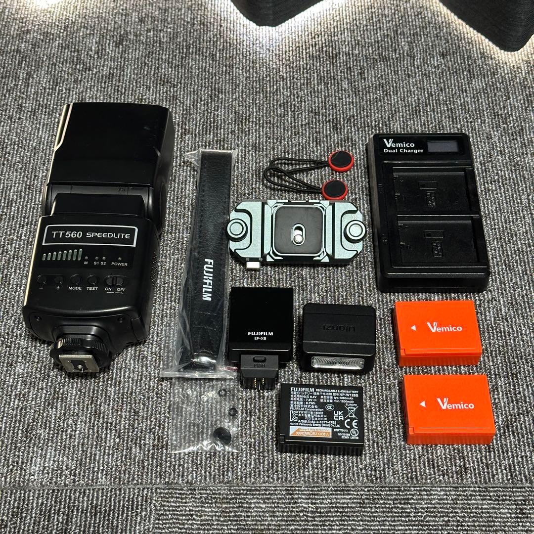 FUJIFILM X-M5 ＋XF18-135＋おまけ多数