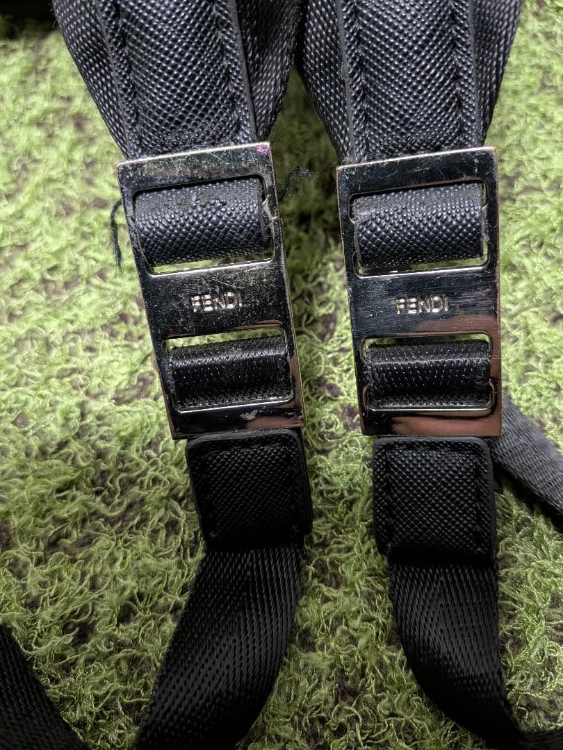 n*u様 FENDI フェンディ モンスター バグズ バックパック 黒 ナイロン