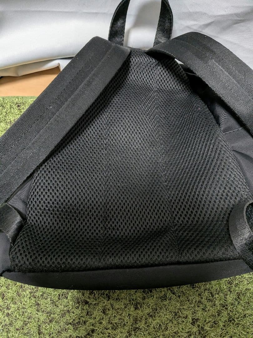 n*u様 FENDI フェンディ モンスター バグズ バックパック 黒 ナイロン