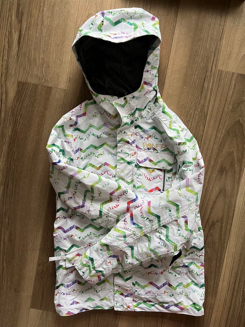 スキーウェア　スノーボードウェア　スノーボーウェア　スキー　スノーボー　スポーツ