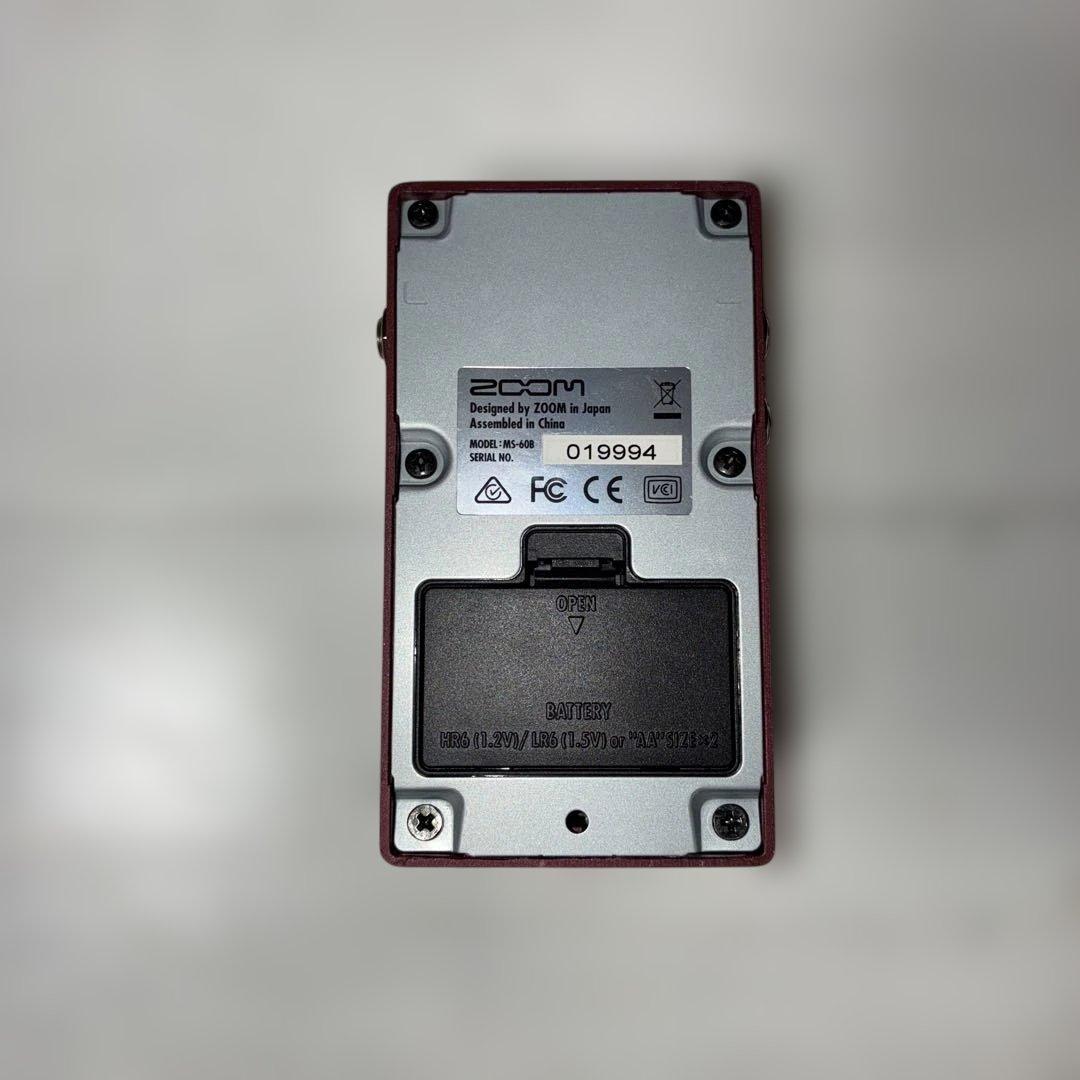 ベース zoom MS-60B