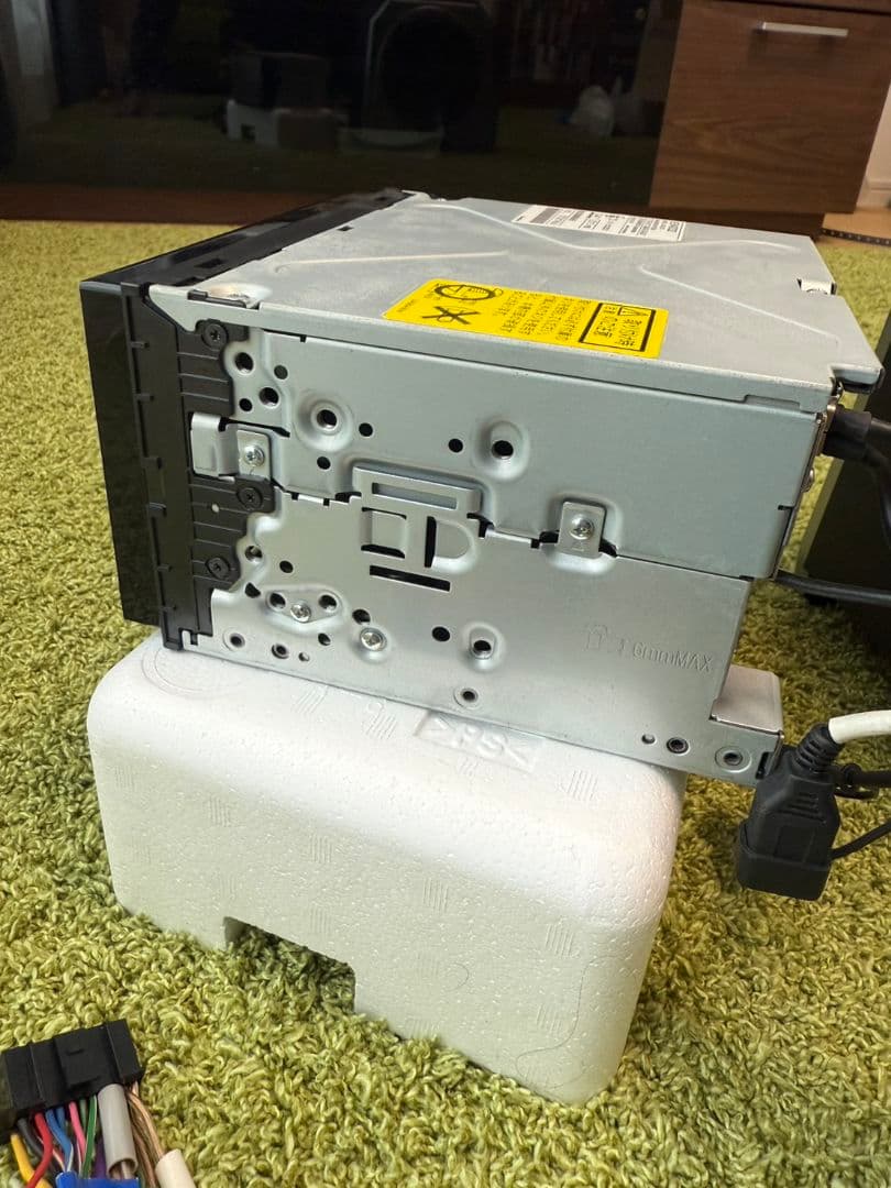 ケンウッド彩速ナビ　カーナビ　サブウーファー　MDV-Z702 KSC-SW50