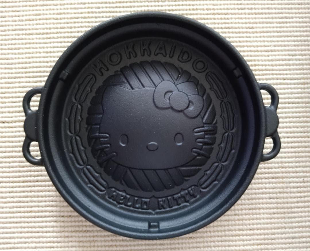 レア】ハローキティ35周年 純北海道製 グルメ鍋 ジンギスカン - メルカリ