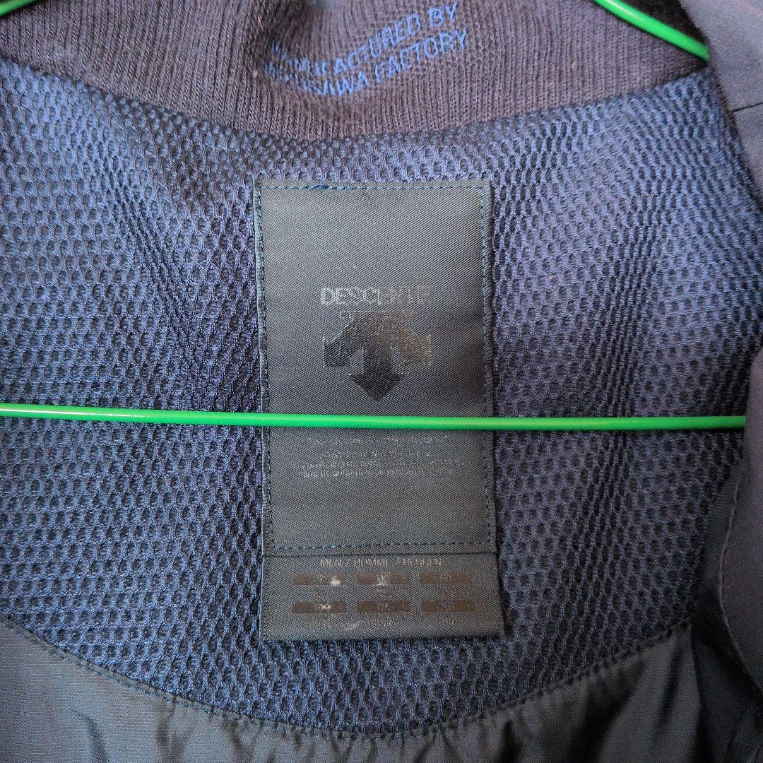 DESCENTE ダウンジャケット フード付き　水沢ダウン