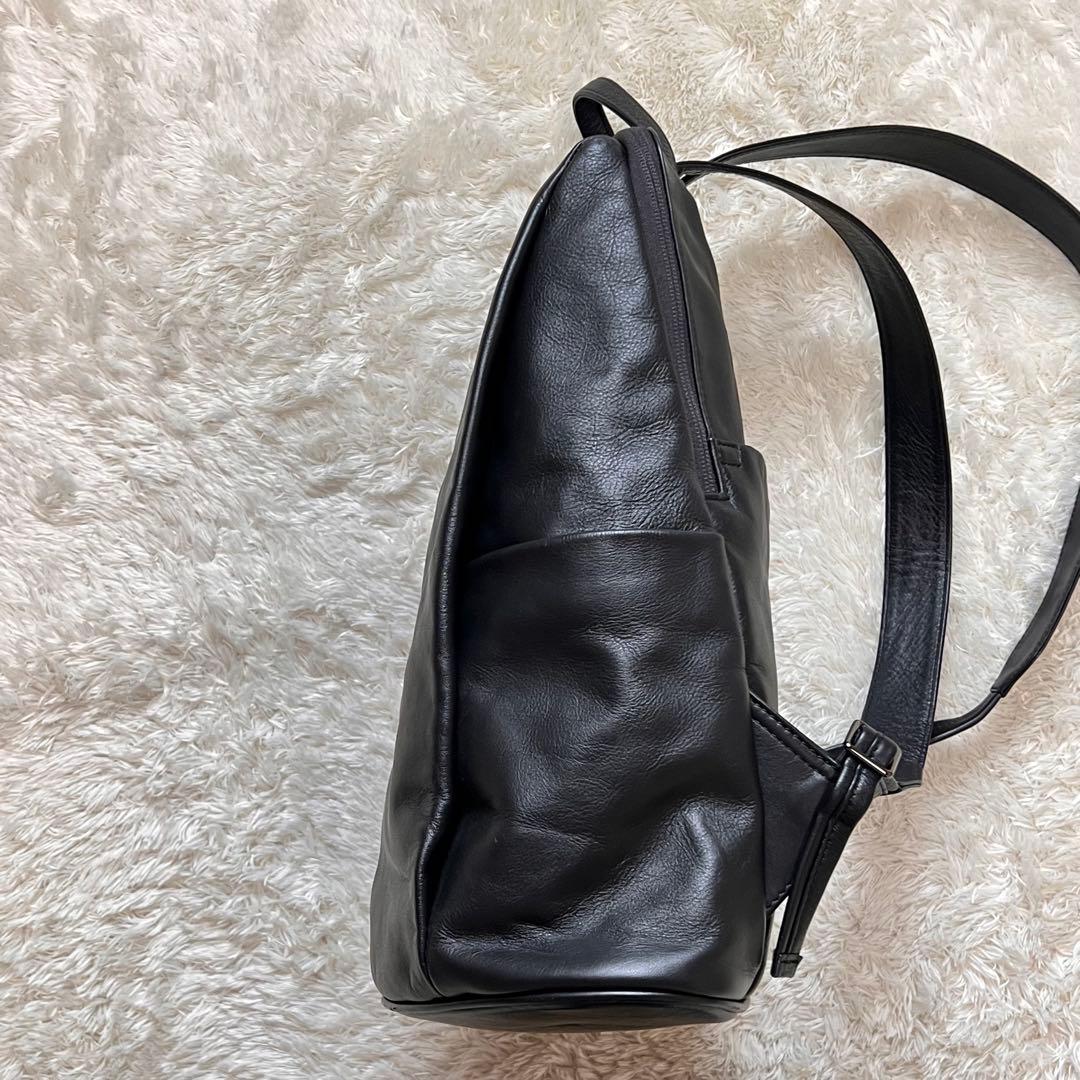 美品 イアパピヨネ 《A４対応/本革》レザースタンドリュック2 ブラック