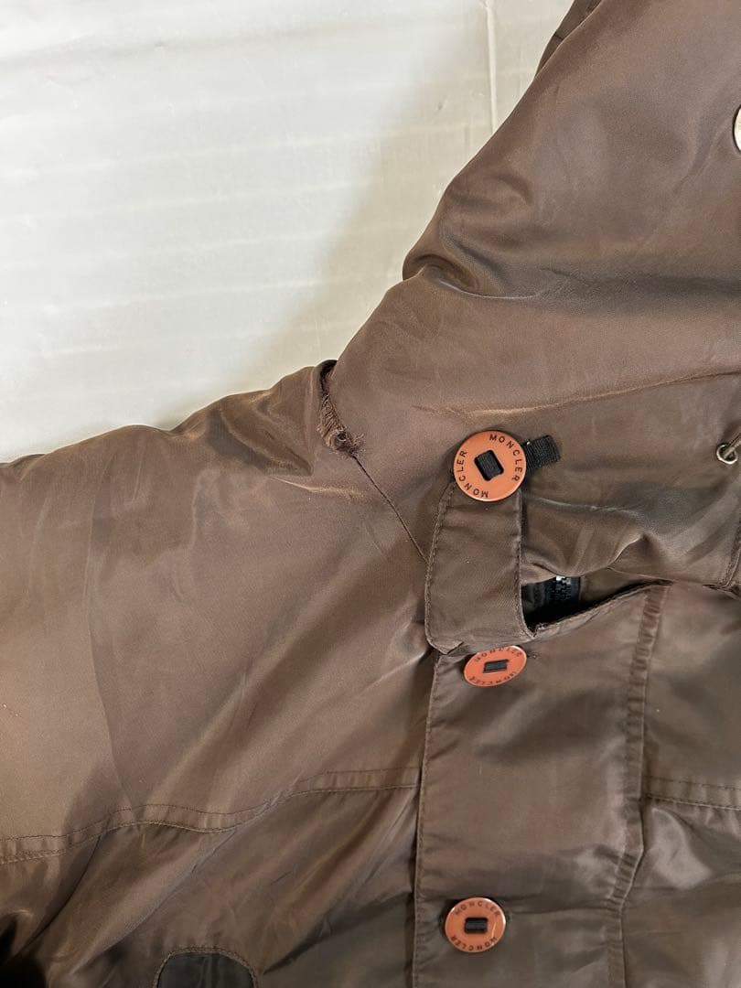 【希少】モンクレール 中綿ダウンジャケット n2b型 短丈シルエット