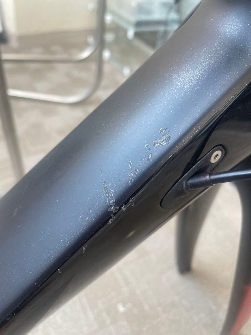 Alice TNI カーボンフレーム