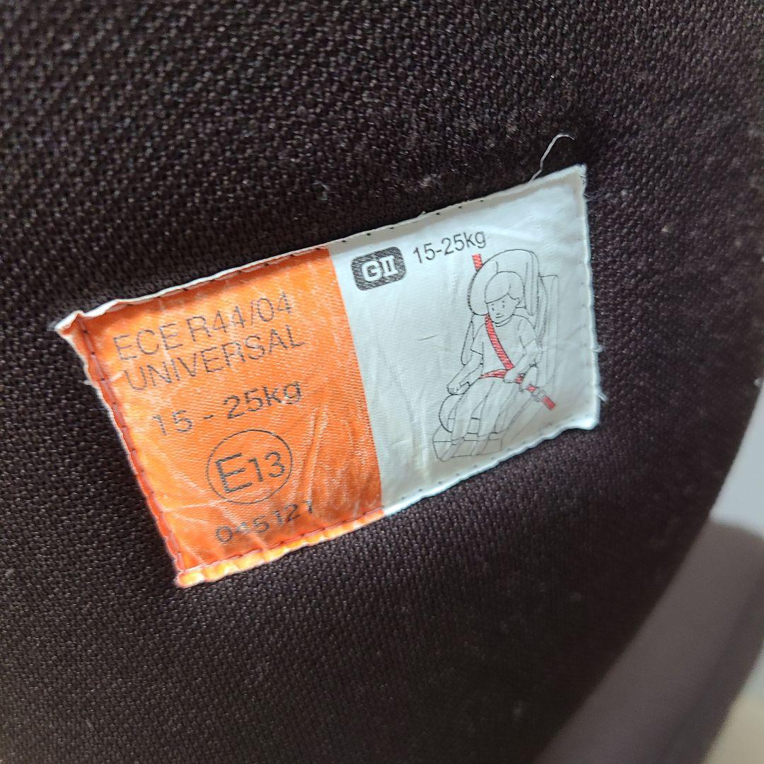 e*i様 最速発送　ジュニアシート チャイルドシート　　3歳～11歳　2台セット