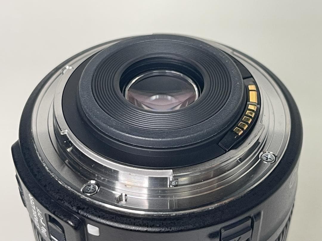 美品 Canon EF-S 18-135mm f3.5-5.6 IS STM