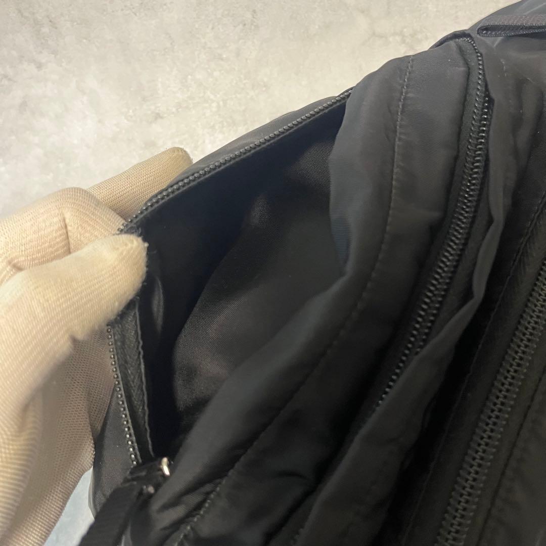 【美品】PRADA ウエストバッグ　2VL005 RFID認識済み　三角ロゴ