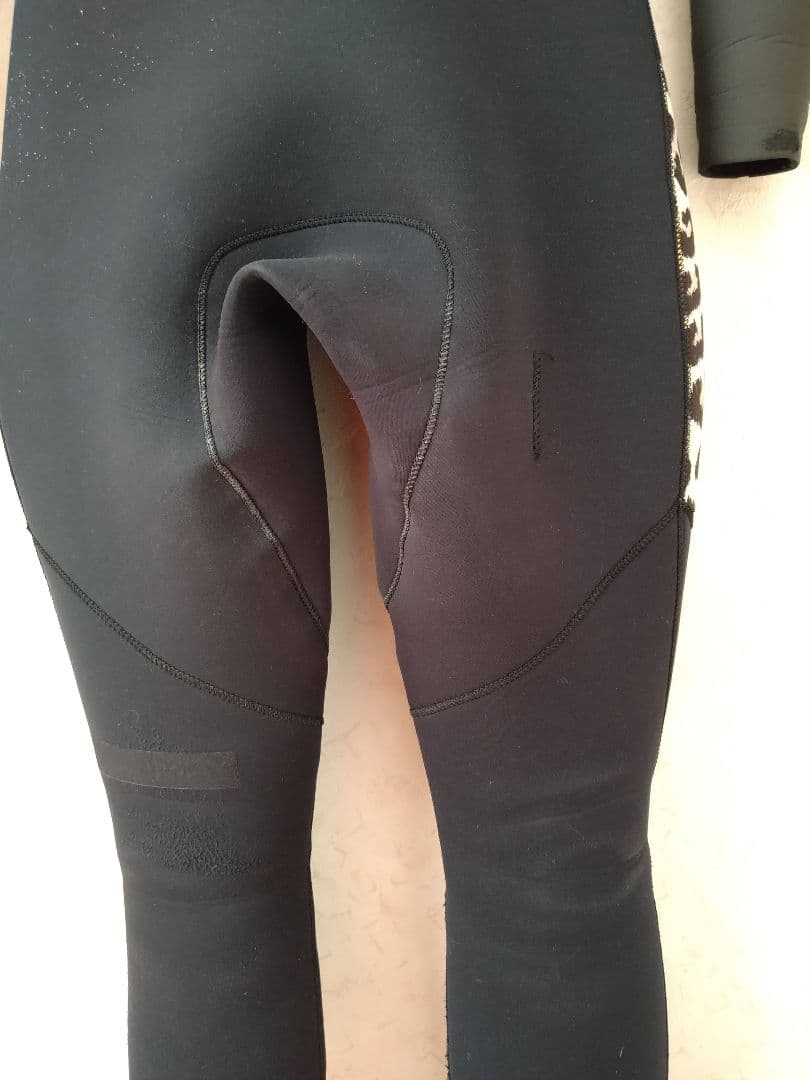 ビラボン レディース セミドライ 5×3mm バックジップ L 修理済み