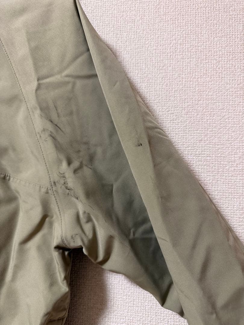 HOLIDAY OUTERWEAR ウェアジャケット