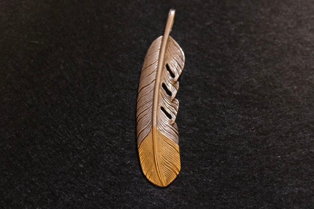 TADY&KING 先金フェザーL 右向きフェザーネックレス