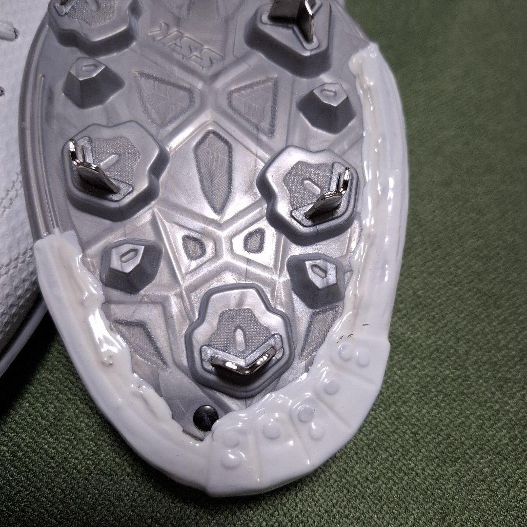 未使用 28.0cm ホワイトスパイク