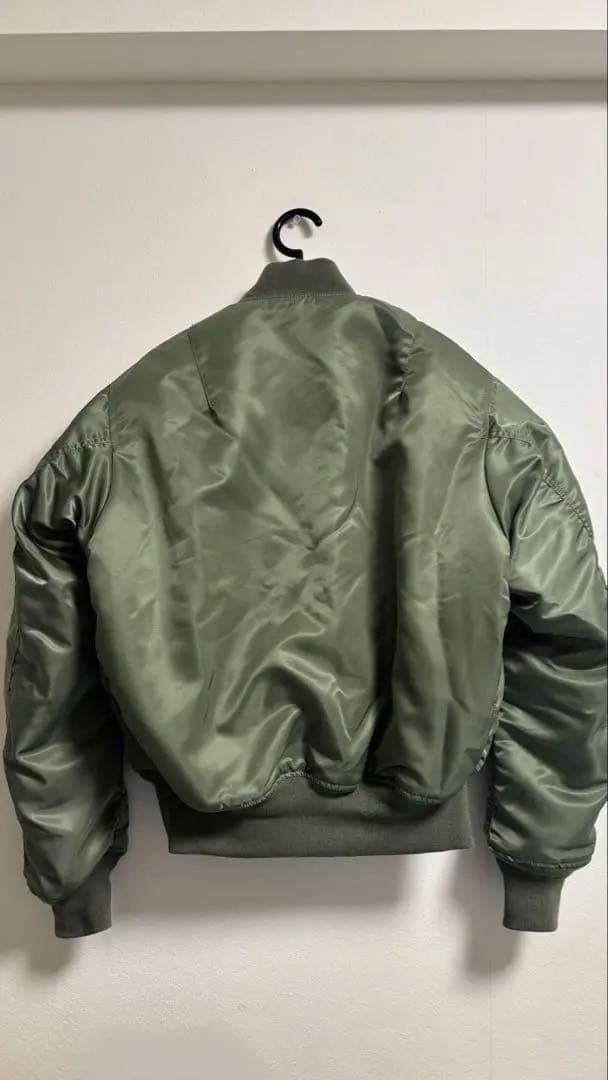 ALPHA INDUSTRIES MA-1 カーキ(グリーン) ※難アリ