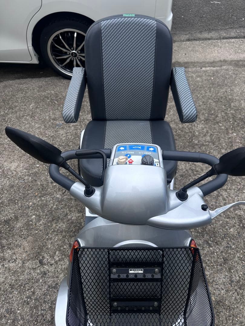 美品！電動車椅子 シニアカー SERIO セリオ SBT40