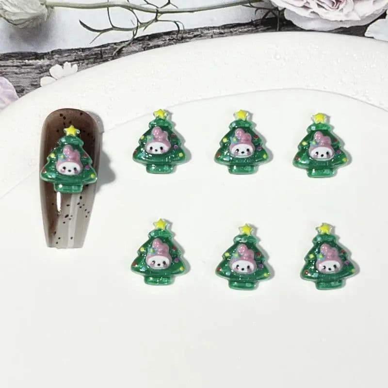 商品説明必読!!サンリオ❤︎クリスマス ネイルパーツ☆６個セット