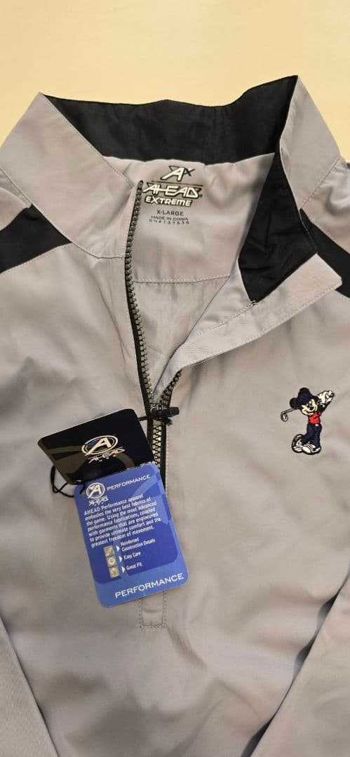 ミッキーマウス AHEAD ウィンドブレーカー グレー