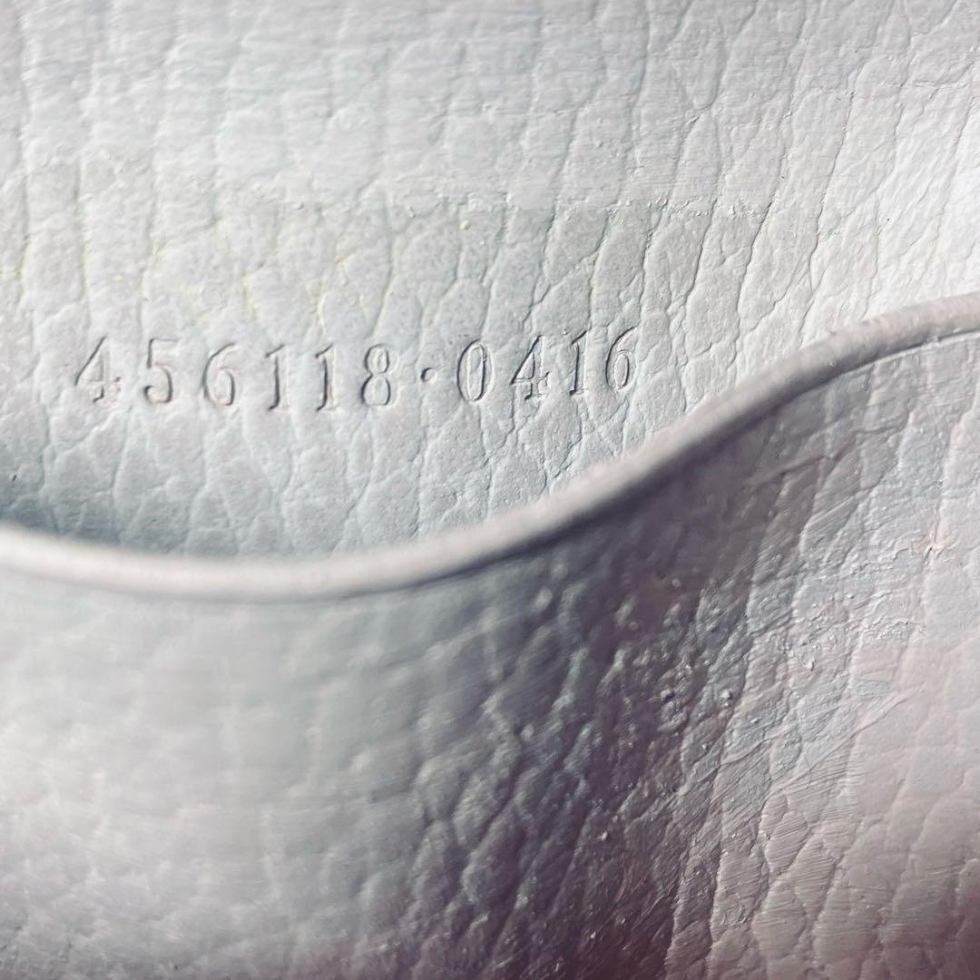 美品　グッチGGマーモント ベージュ　6連キーケース