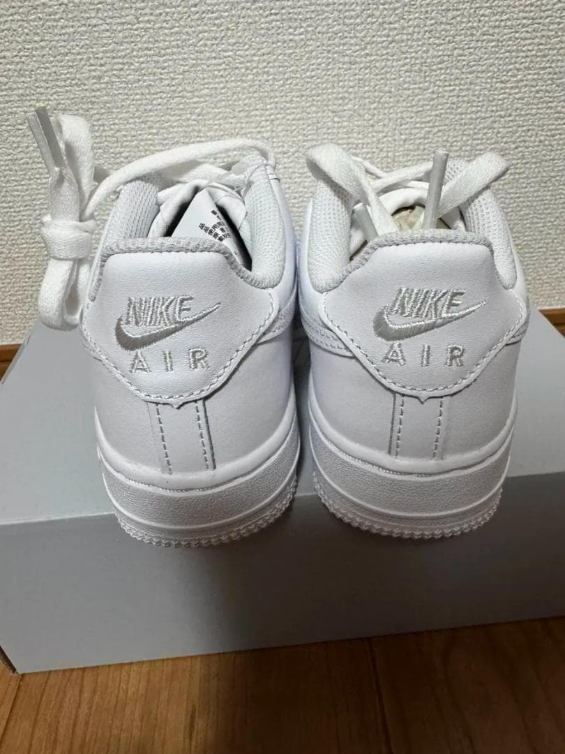 新品未使用 22cm NIKE AIR FORCE 1 LE GS ホワイト