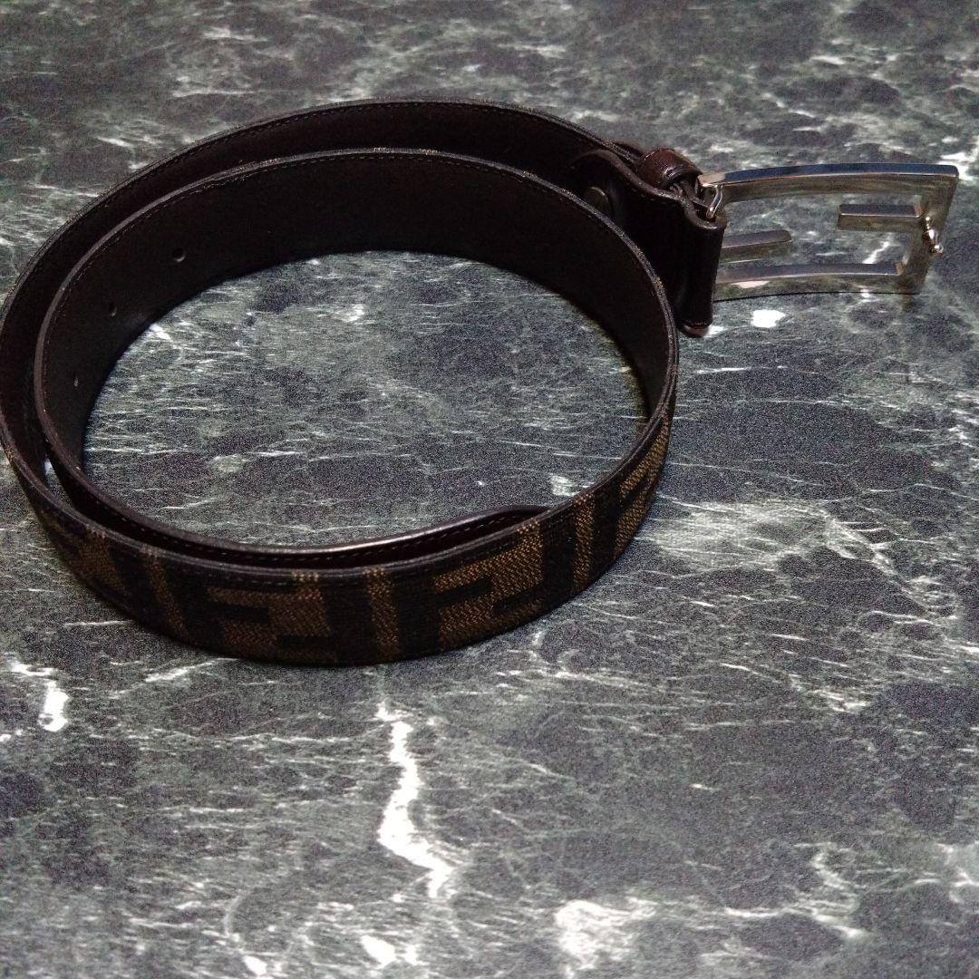 三連休限定価格　フェンディズッカ柄FFバックルキャンバスレザーベルト　FENDI