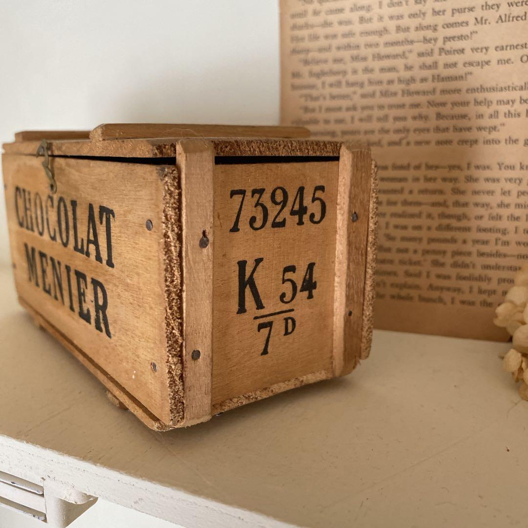 ショコラムニエ　ドール雑貨　木箱　フランスアンティーク