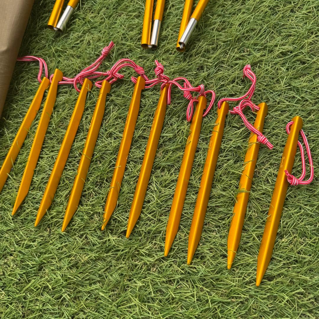 美品　ヒルバーグ アクト 純正フットプリント付き　Akto サンド