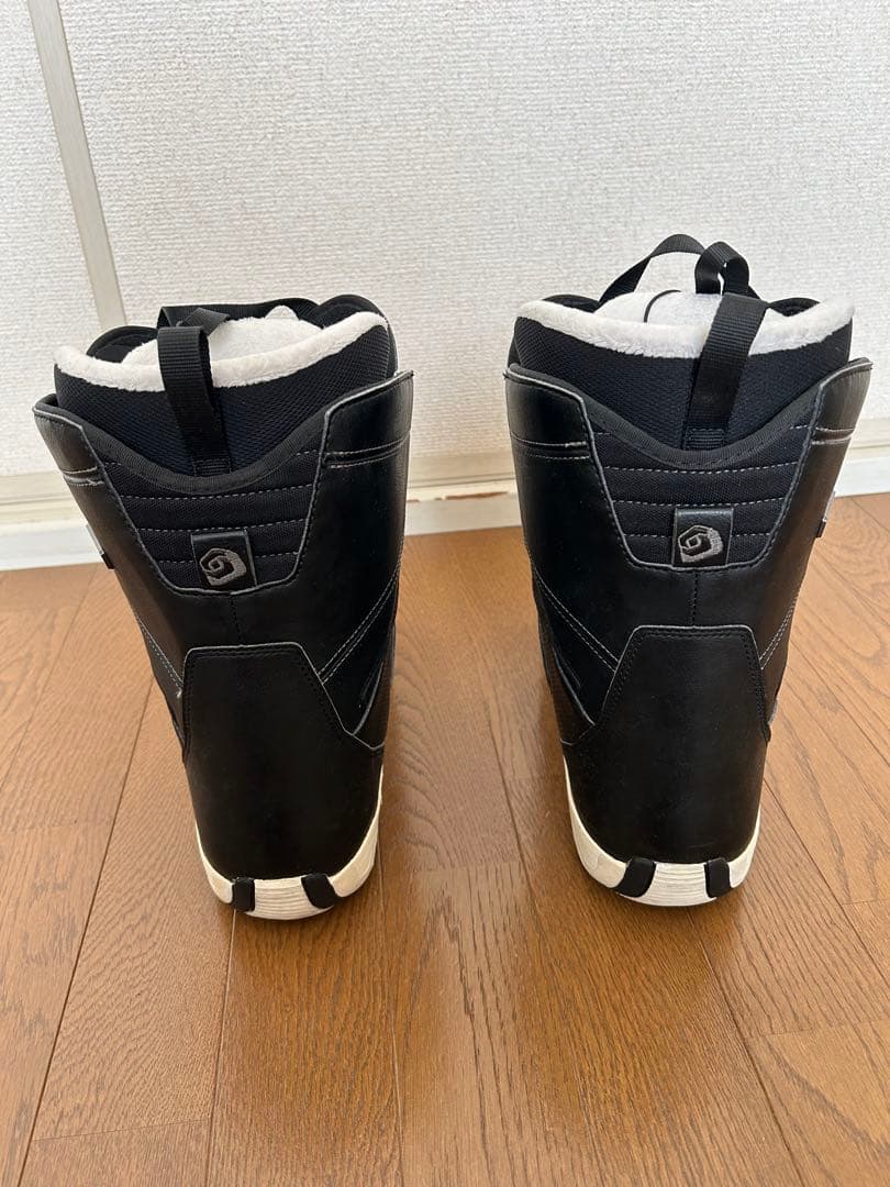 サロモン 26cmスノーボードブーツ　インナーソール付