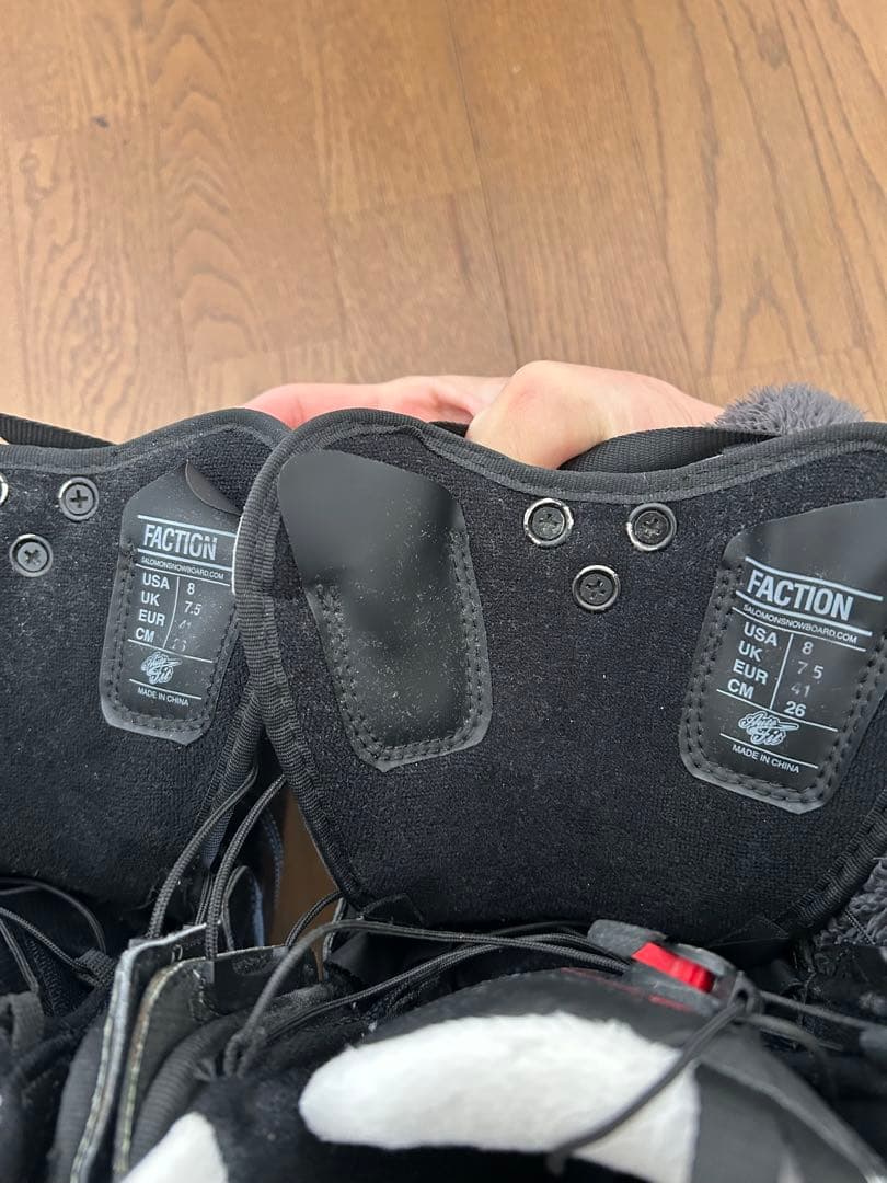 サロモン 26cmスノーボードブーツ　インナーソール付