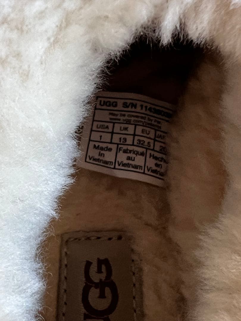 ugg キッズ Tazzlita 20cm