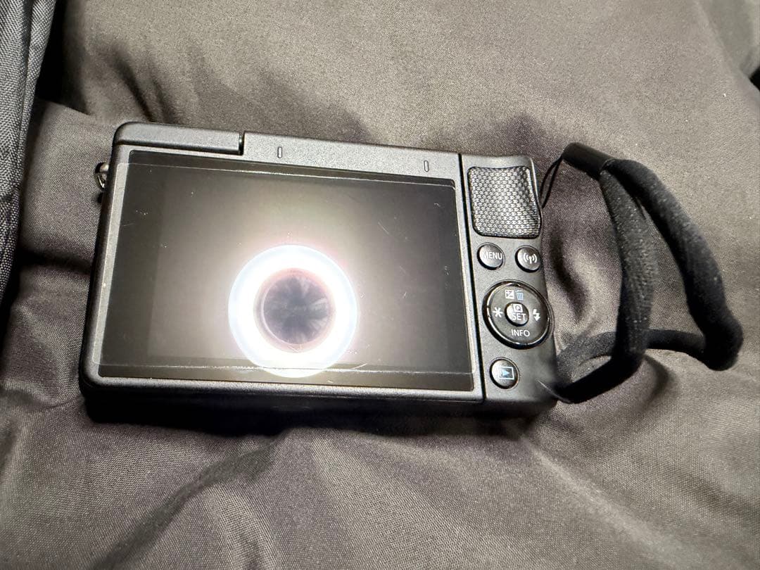 canon eos m100 ダブルレンズキット