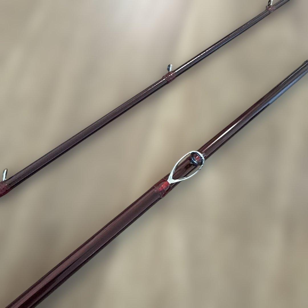 硬調紅月　ヘラ竿をヘチ竿に改造した竿となります　2.6m
