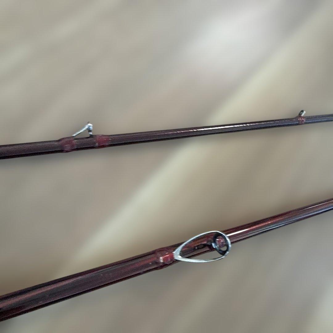 硬調紅月　ヘラ竿をヘチ竿に改造した竿となります　2.6m