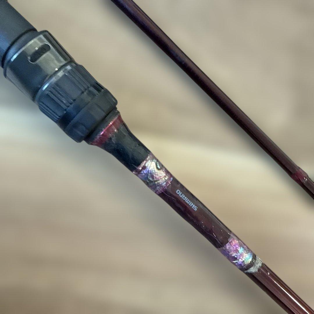 硬調紅月　ヘラ竿をヘチ竿に改造した竿となります　2.6m