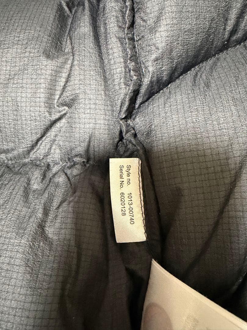 MAMMUT ブラック ダウンジャケット