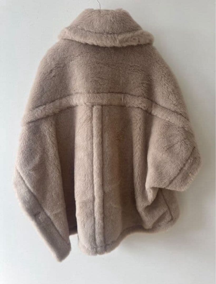 最終価格 Maxmara Newmanto sandテディベアケープニューマント