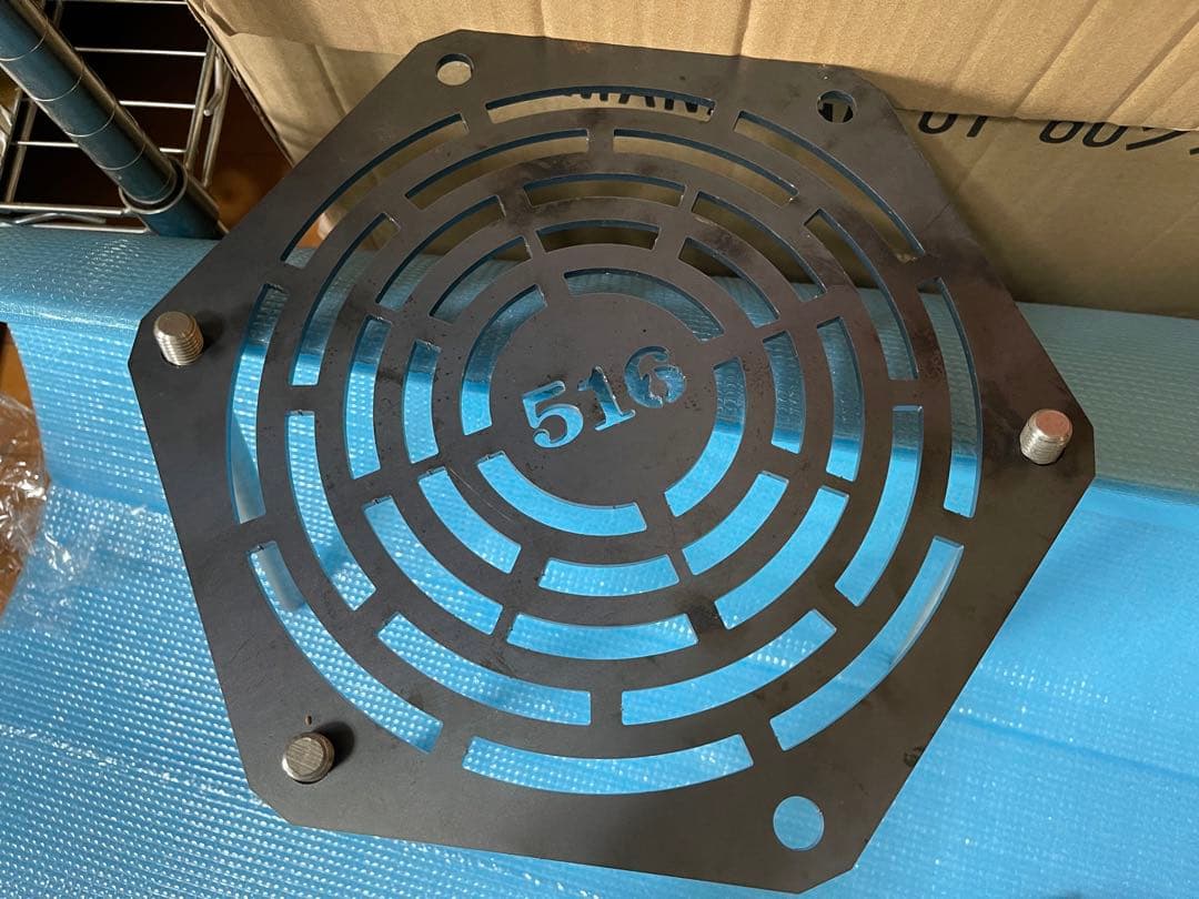 無骨テーブル？キャプテンスタッグヘキサM用下板