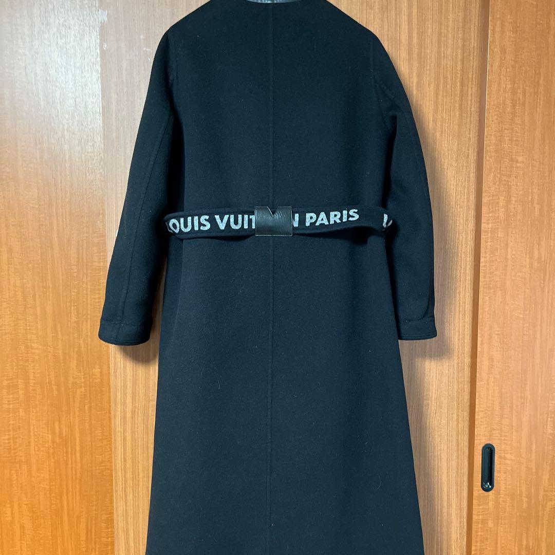 Louis Vuitton ブラック ロングコート ベルト付き