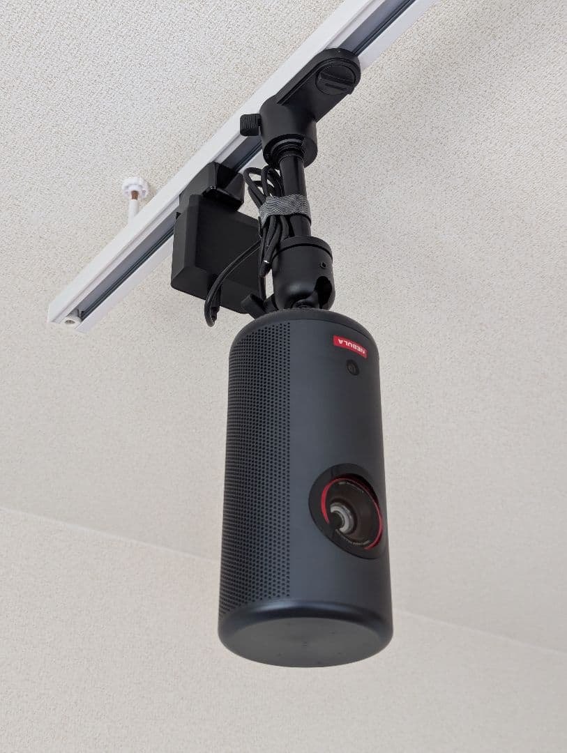 NEBULA Capsule 3 Laser 本体+吊り下げマウント