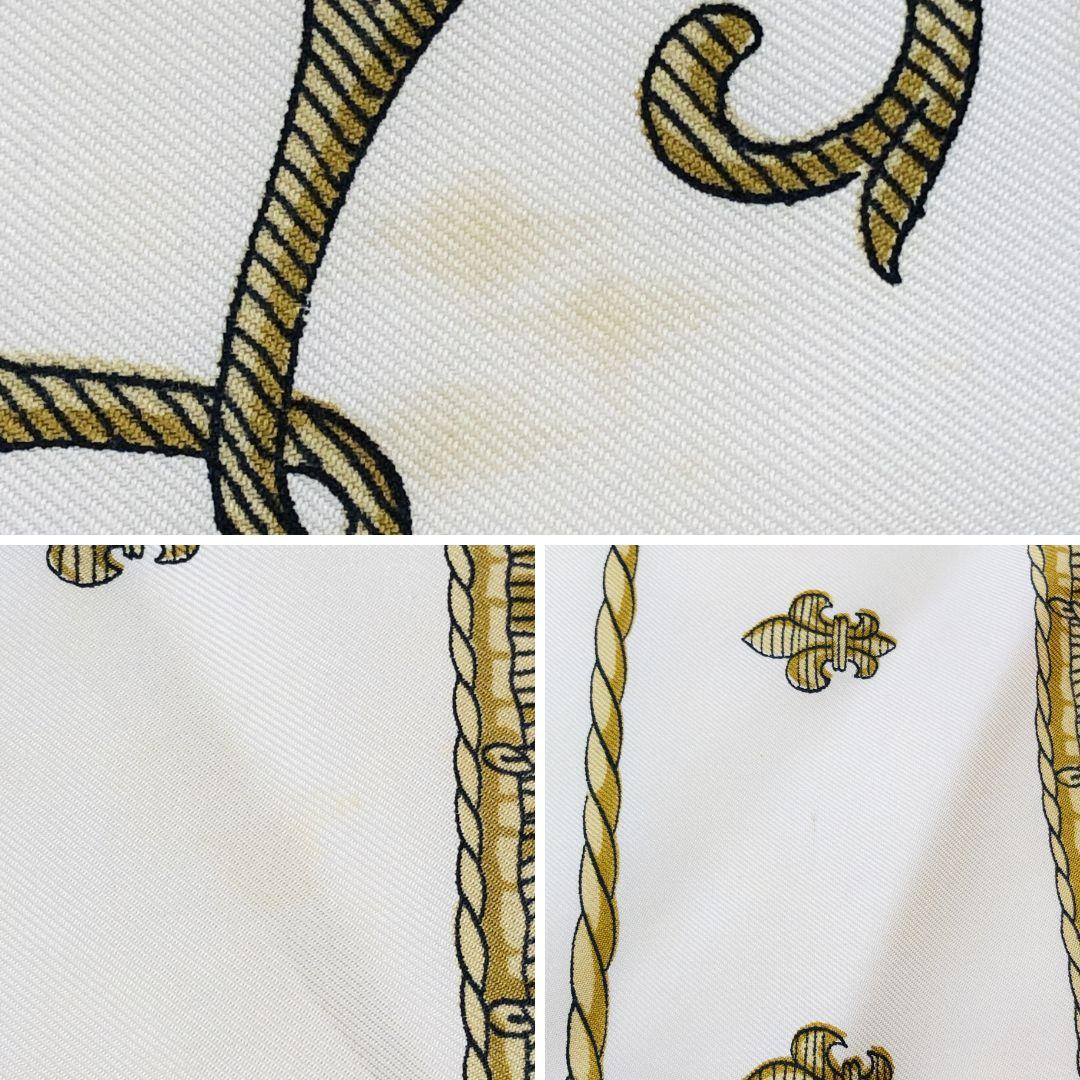 HERMES エルメス カレ90 クイーンの戴冠式 レッド系 スカーフ タグなし