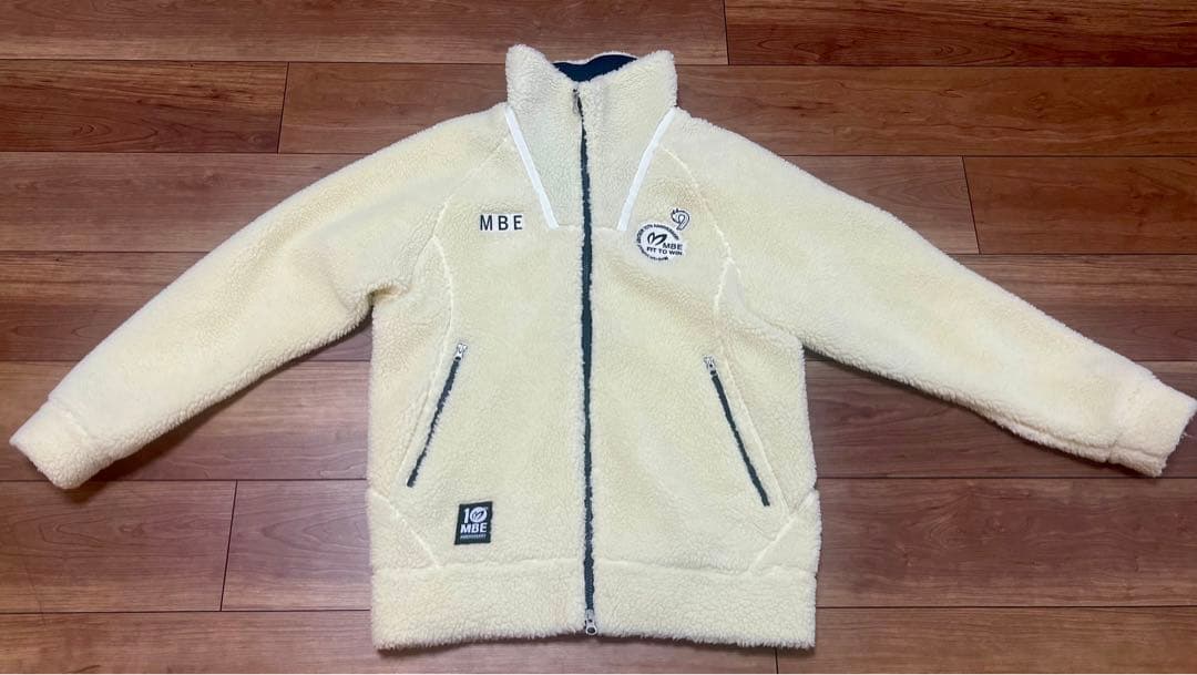 マスターバニーエディション 10周年 ボアジップジャケット ホワイト M