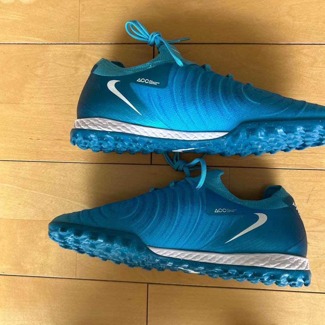 ナイキ ファントムGX2 PRO TF