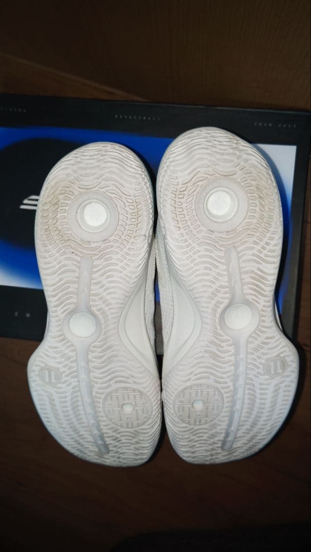 【最終価格】Li-Ning バスケットシューズ sonic11 27.5cm