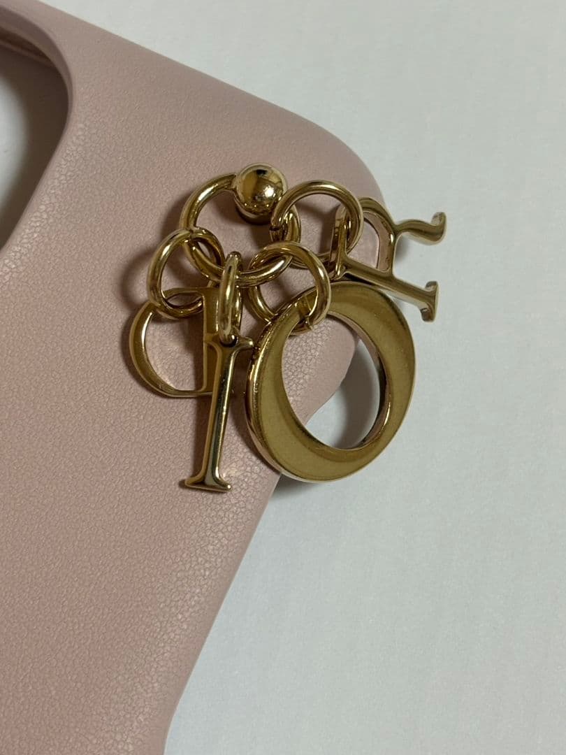 【日本限定】 Lady Dior iPhone 15ケース