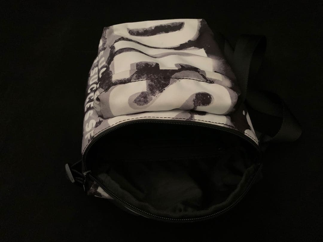 DIESEL ディーゼル ショルダーバッグ メンズ ブラック ロゴ