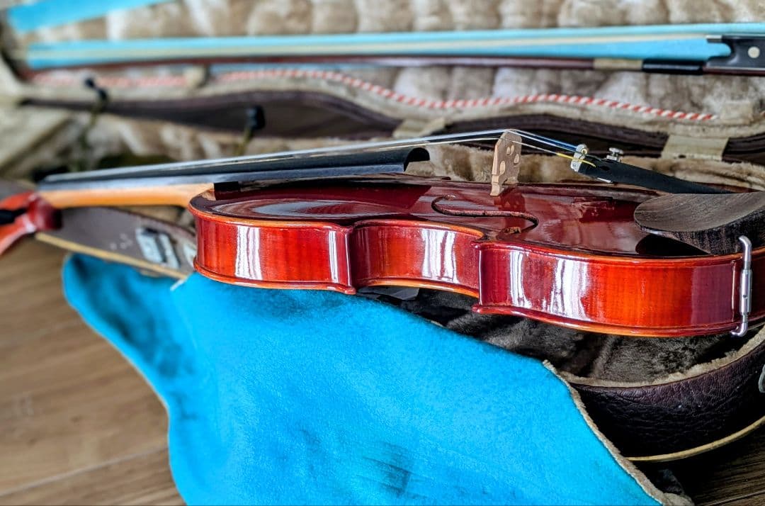 チェコ製 ストラディバリウス バイオリン 4/4 弓 a.rau＊＊ ケース一式