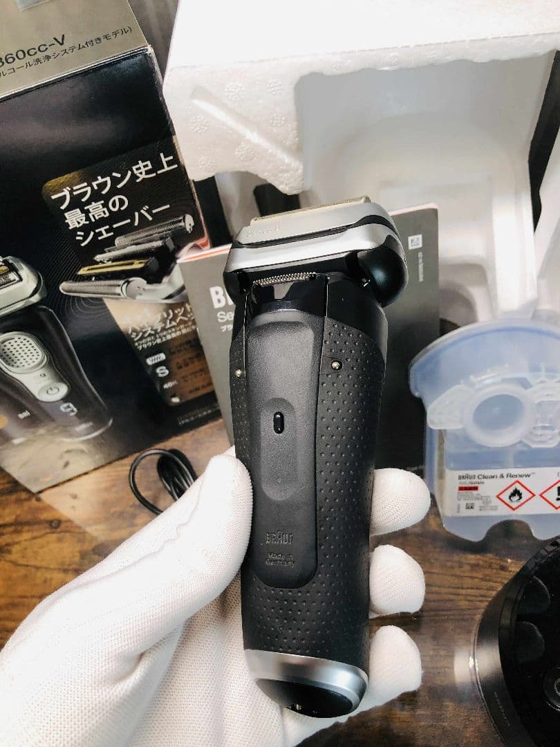 【美品】ブラウン シリーズ9 9360cc -Vメンズ電気シェーバー