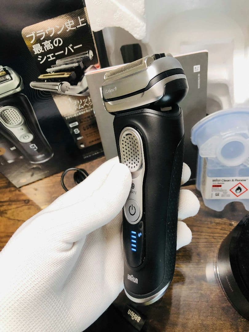 【美品】ブラウン シリーズ9 9360cc -Vメンズ電気シェーバー