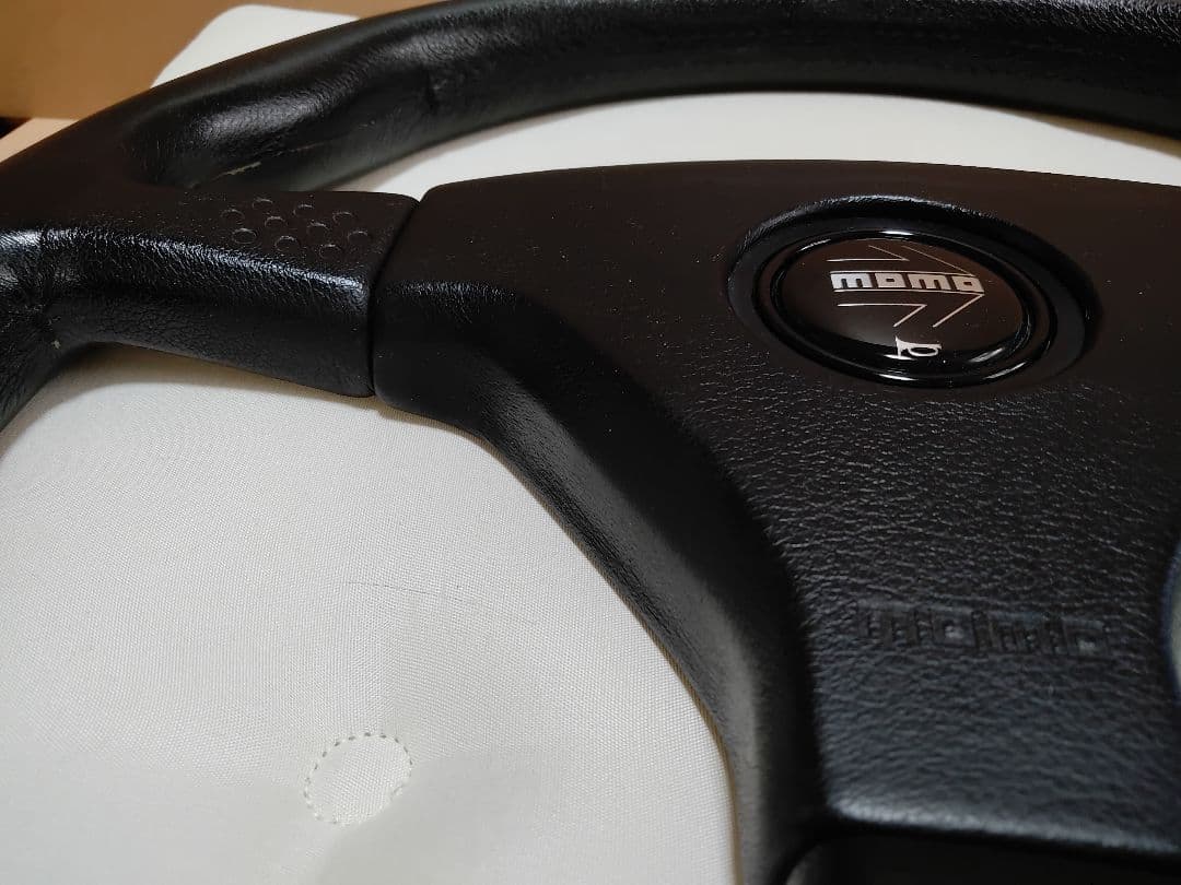 希少　モモ ギブリ3 ステアリング 35cm