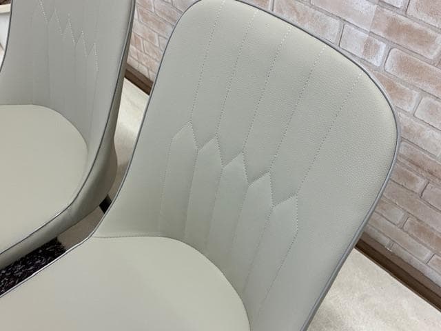 ダイニングテーブルセット　４人掛け　未使用アウトレット品